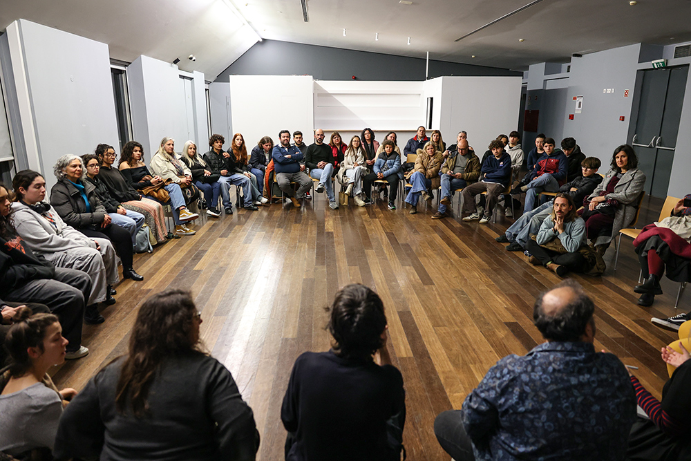 O rooftop do Fórum Municipal Luísa Todi recebeu um encontro depois da apresentação do espetáculo