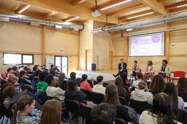 Março Mulher | Jornadas Março Mulher | Auditório Bocage