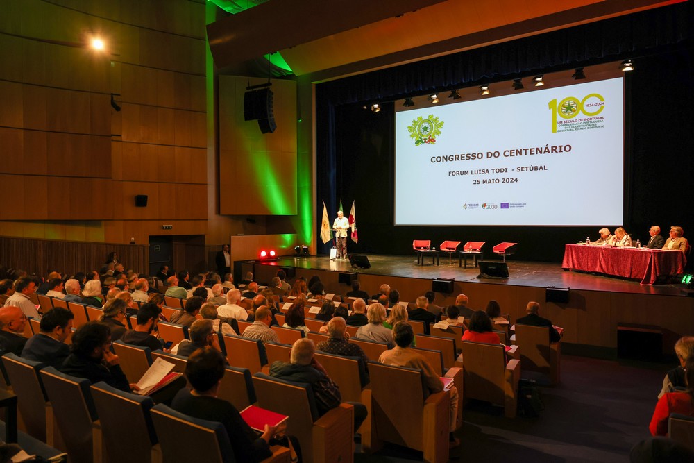Congresso do centenário da Confederação Portuguesa das Coletividades de Cultura, Recreio e Desporto no Fórum Municipal Luísa Todi