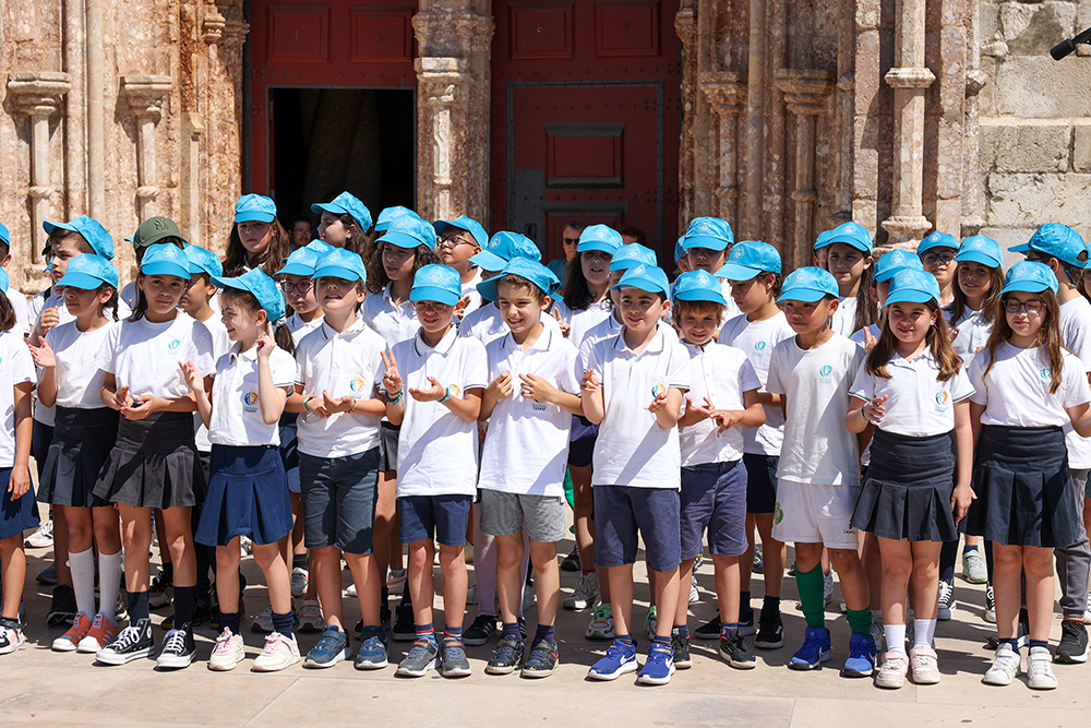 25 de Abril | Festival Internacional de Música de Setúbal - Desfile de Percussão "Batucada da Revolução"