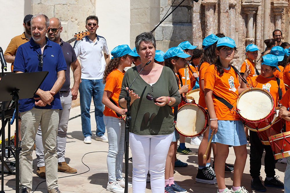 25 de Abril | Festival Internacional de Música de Setúbal - Desfile de Percussão "Batucada da Revolução"
