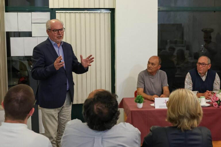 Tomada de posse dos órgãos sociais da Sado Acolhe – Instituição de Apoio às Crianças, Jovens e Idosos da Freguesia do Sado para o quadriénio 2024/2027 - presidente da Câmara, André Martins