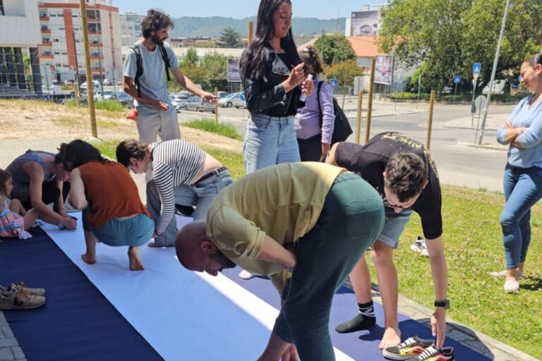 Companhia Marina Nabais traz projeto "Com os pés" a Setúbal em residência artística