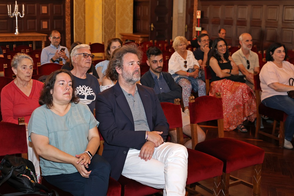 Aproximação Facial de uma Freira do Convento de Jesus