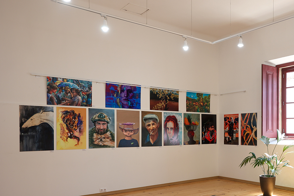 Artistas com Propósito - exposição de apoio a criação de Sala Snoezelen na Escola Básica da Ordem de Sant'Iago