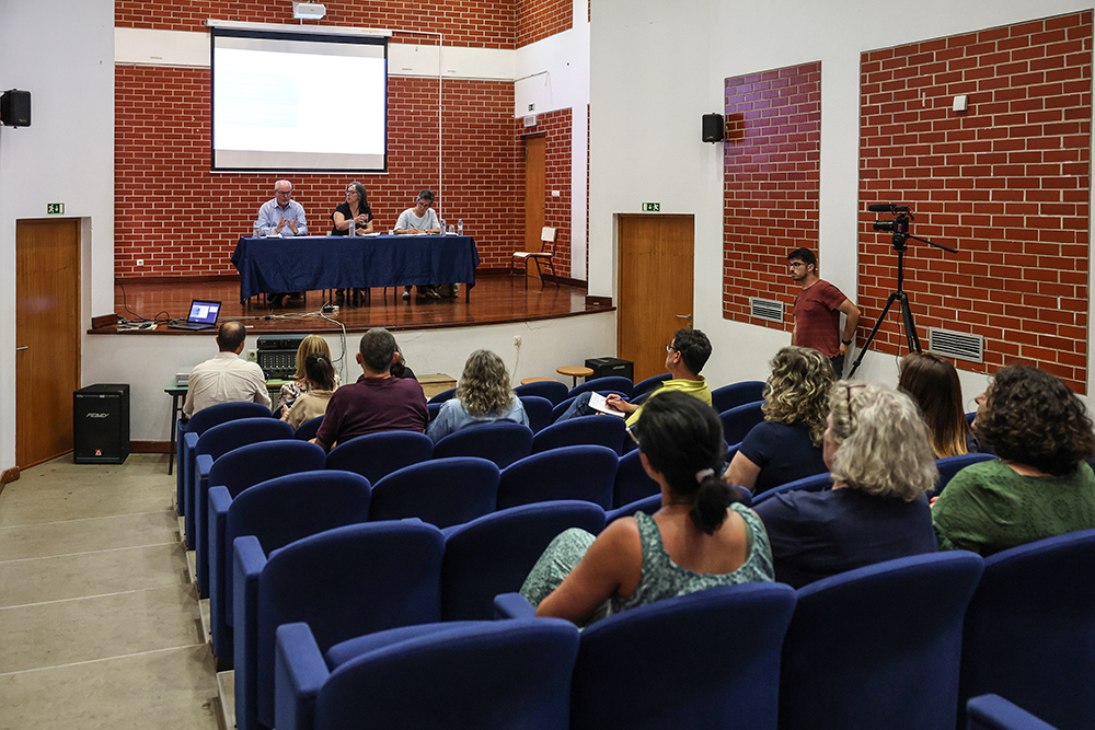 Projeto de requalificação da Escola Básica 2,3 Barbosa du Bocage - Sessão de esclarecimento com a comunidade escolar
