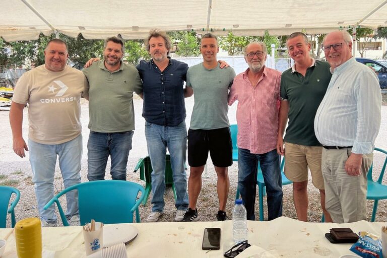 Convívio de encerramento da temporada desportiva de 2023/2024 do Núcleo de Árbitros de Futebol da Cidade de Setúbal - Presidente da Câmara e vereador do Desporto, André Martins e Pedro Pina, com autarcas das freguesias, dirigentes da arbitragem e o árbitro de primeira categoria nacional André Narciso