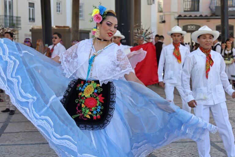 Folk Setúbal - Desfile e atuação na Baixa