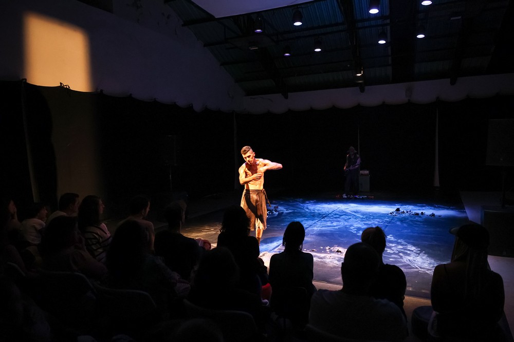 Performance "Vanishing" abre MAPS 2024