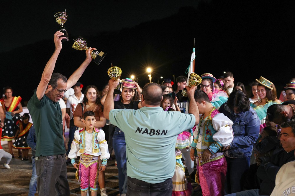 Marchas Populares de Setúbal 2024 - Entrega de prémios - Núcleo dos Amigos do Bairro Santos Nicolau (primeiro classificado)