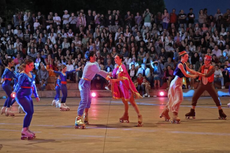 Patinar ao Luar | Aladdin em Patins