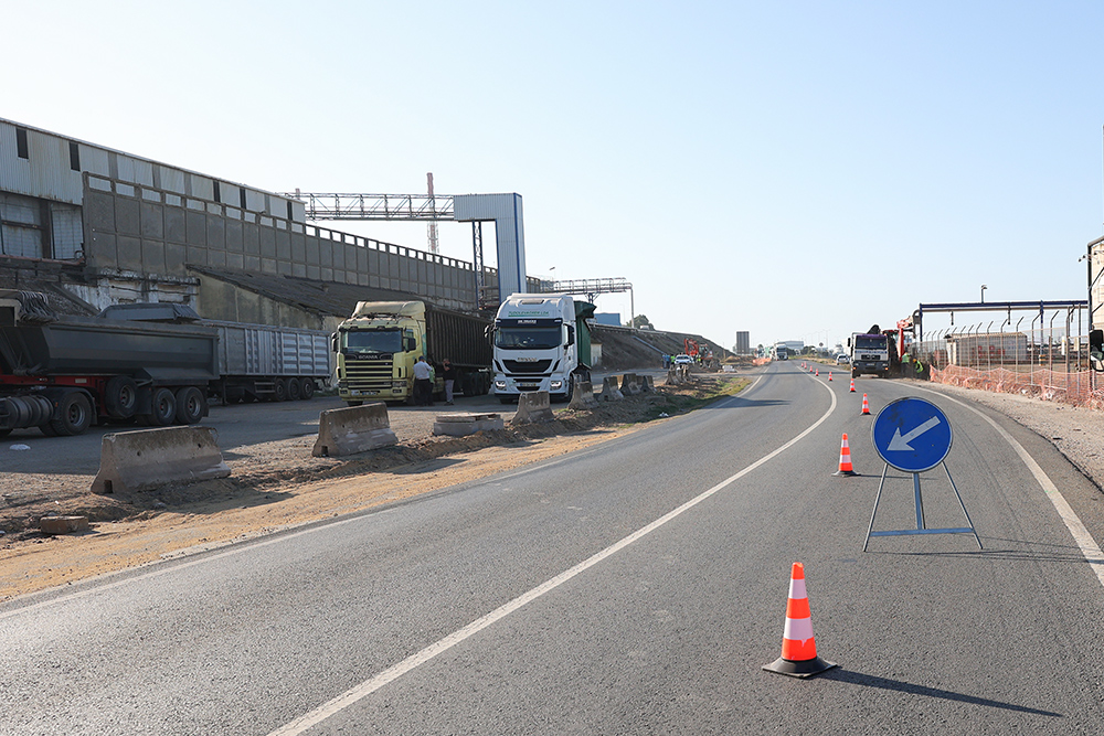 Obras na Estrada da Mitrena