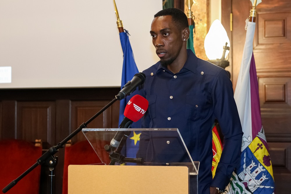 Câmara Municipal de Setúbal presta homenagem a Pedro Pichardo por Medalha de Prata nos Jogos Olímpicos de Paris 2024