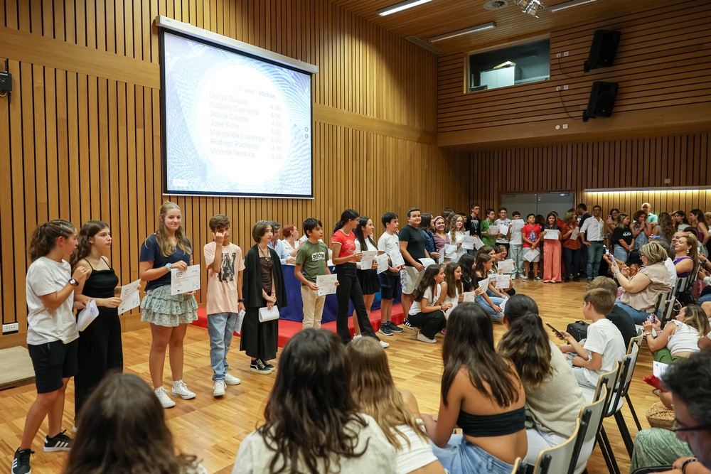 Cerimónia de Entrega Diplomas de mérito - Escola Secundária D. João II - ano letivo 2023-2024