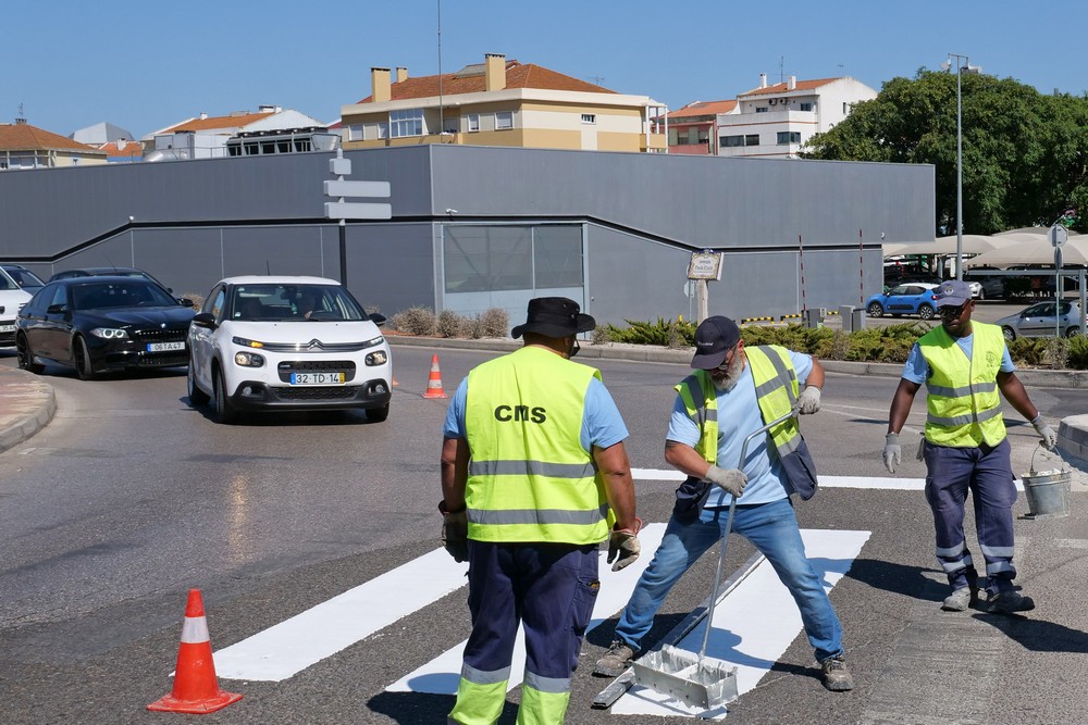 Obras melhoram segurança rodoviária nas avenidas Paula Costa e da Europa