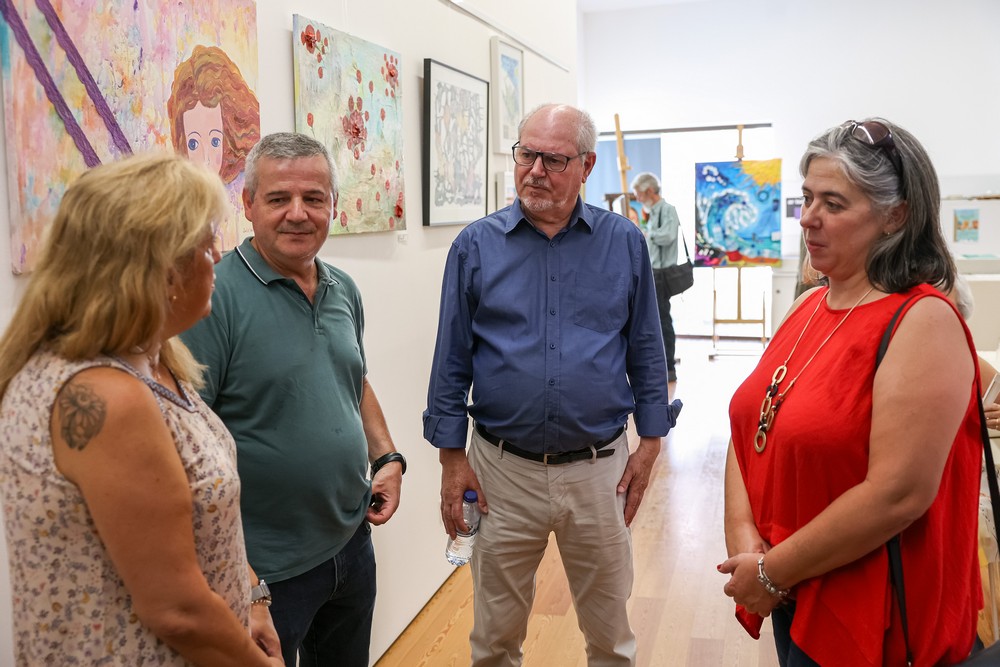 Inauguração da exposição “Perspetiva Zero Resíduos”, no Espaço das Artes, na Casa da Cultura - Presidentes da Câmara, André Martins, e da Artiset, Margarida Rodrigues, com Fátima Silveirinha, do executivo da União das Freguesias de Setúbal