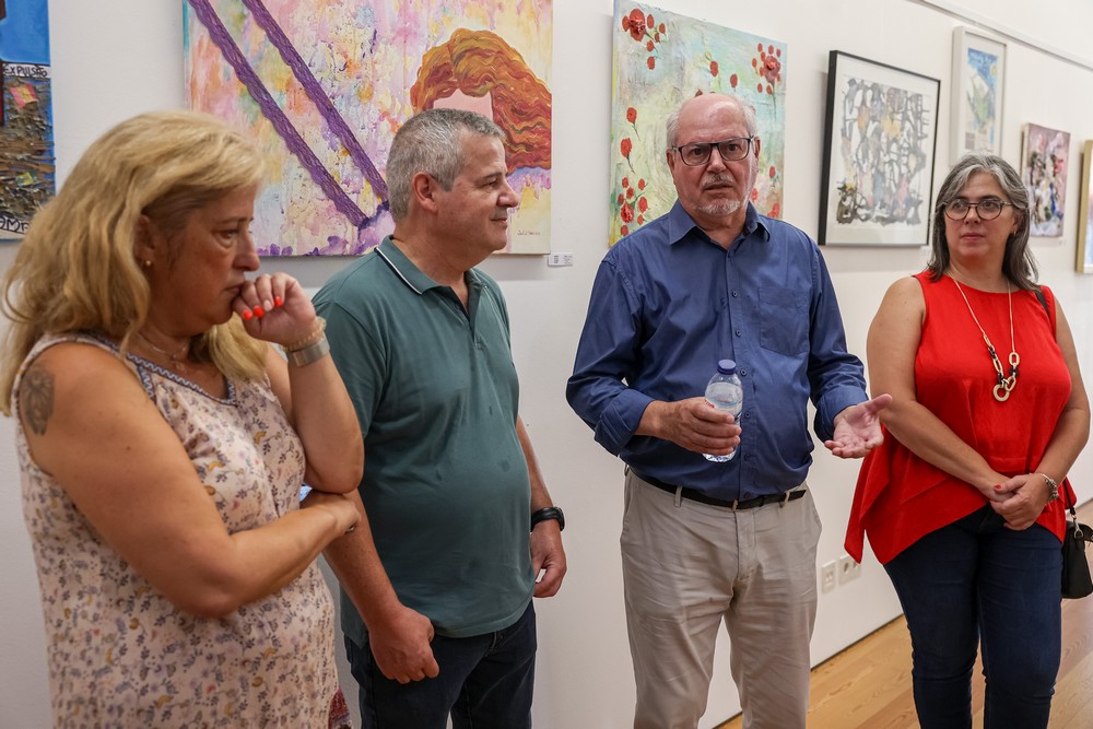 Inauguração da exposição “Perspetiva Zero Resíduos”, no Espaço das Artes, na Casa da Cultura - Presidentes da Câmara, André Martins, e da Artiset, Margarida Rodrigues, com Fátima Silveirinha, do executivo da União das Freguesias de Setúbal