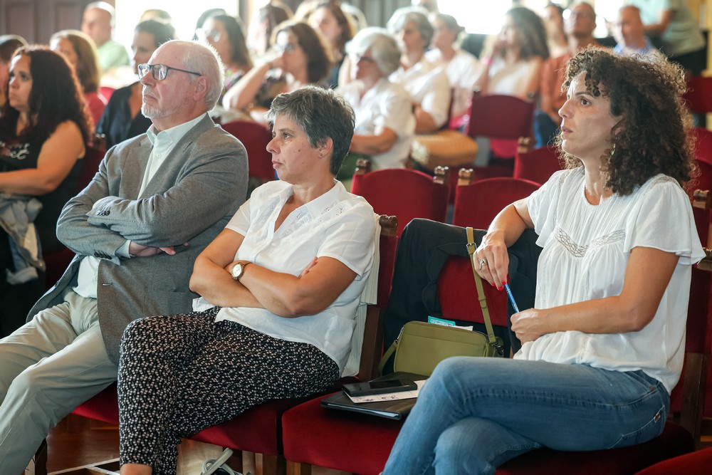 Executivo prossegue reuniões com trabalhadores municipais - Departamento de Recursos Humanos - Presidente da Câmara, André Martins, vice-presidente, Carla Guerreiro, e vereadora Rita Carvalho