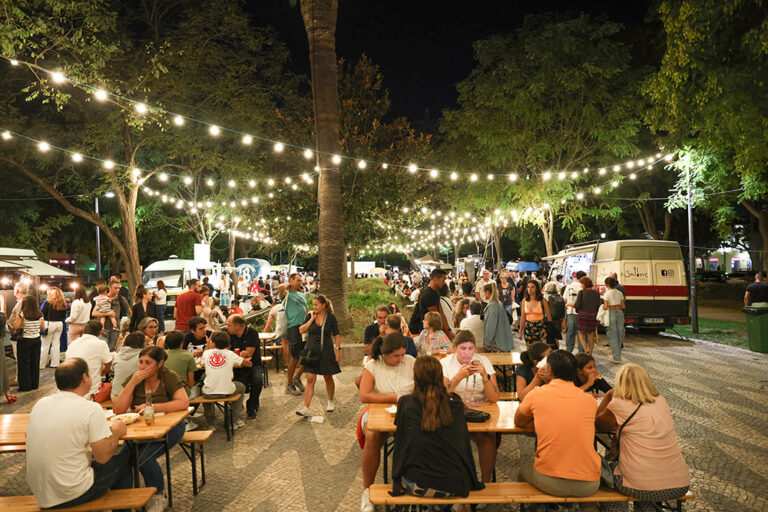 Street Food Tour - Avenida Luísa Todi 2024