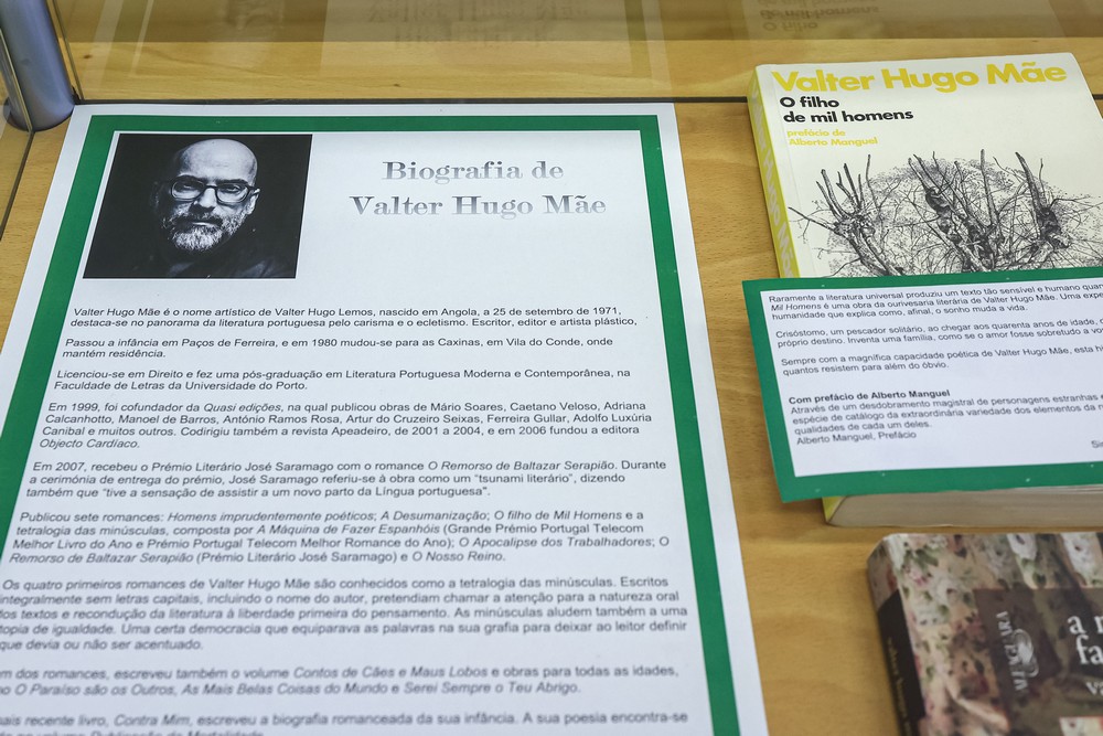 Exposição Valter Hugo Mãe do ciclo Autor do Mês