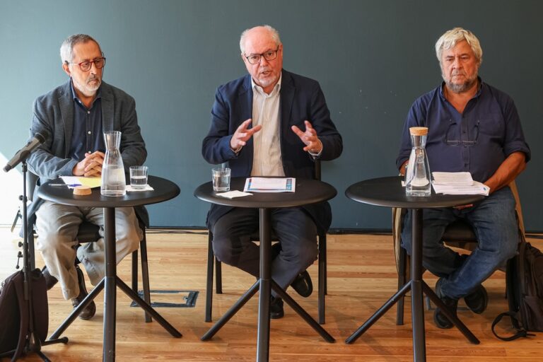 Congresso Internacional José Afonso - Conferência de imprensa de apresentação - Presidente da Câmara, André Martins, e os investigadores e membros da comissão organizadora João Madeira e Albérico Afonso