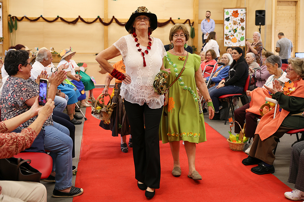 Dia do Idoso - Desfile de Outono - EnvelheSeres 2024 (16)