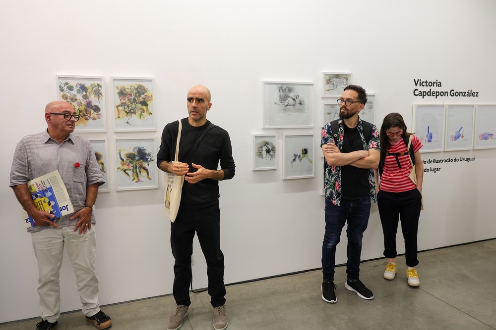 Festa da Ilustração 2024 - Os uruguaios Ca_Teter, Victoria González e Alejo Schettini, convidados estrangeiros, com o curador José Teófilo Duarte