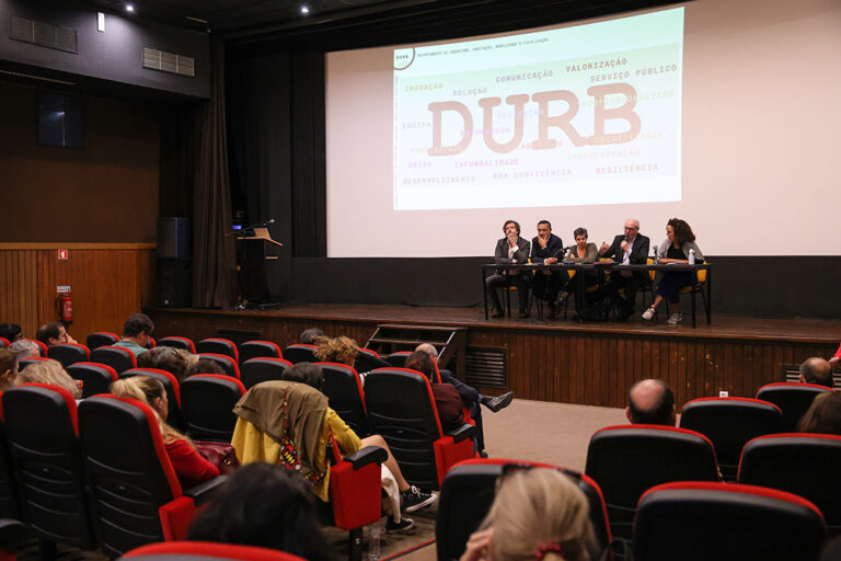 Reunião do Executivo com trabalhadores do Departamento de Urbanismo, Habitação, Mobilidade e Fiscalização - Cinema Charlot