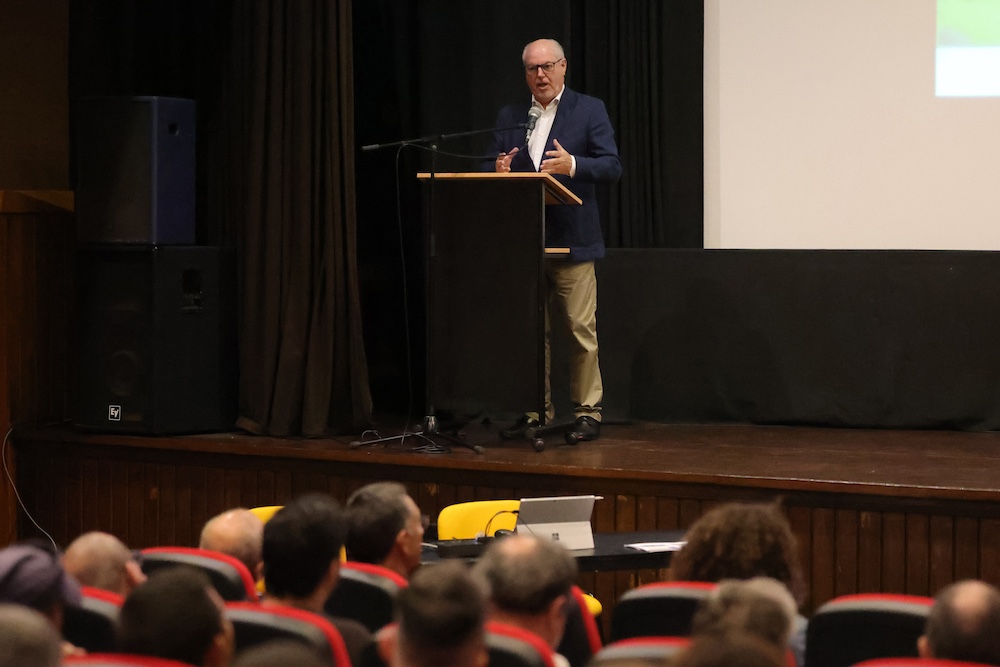 Reunião do executivo com os trabalhadores do Departamento de Obras Municipais - Presidente da Câmara, André Martins