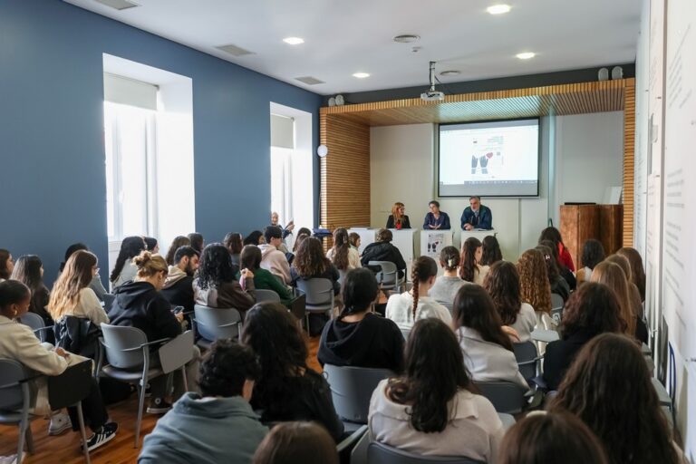 A Comunidade contra a Sida