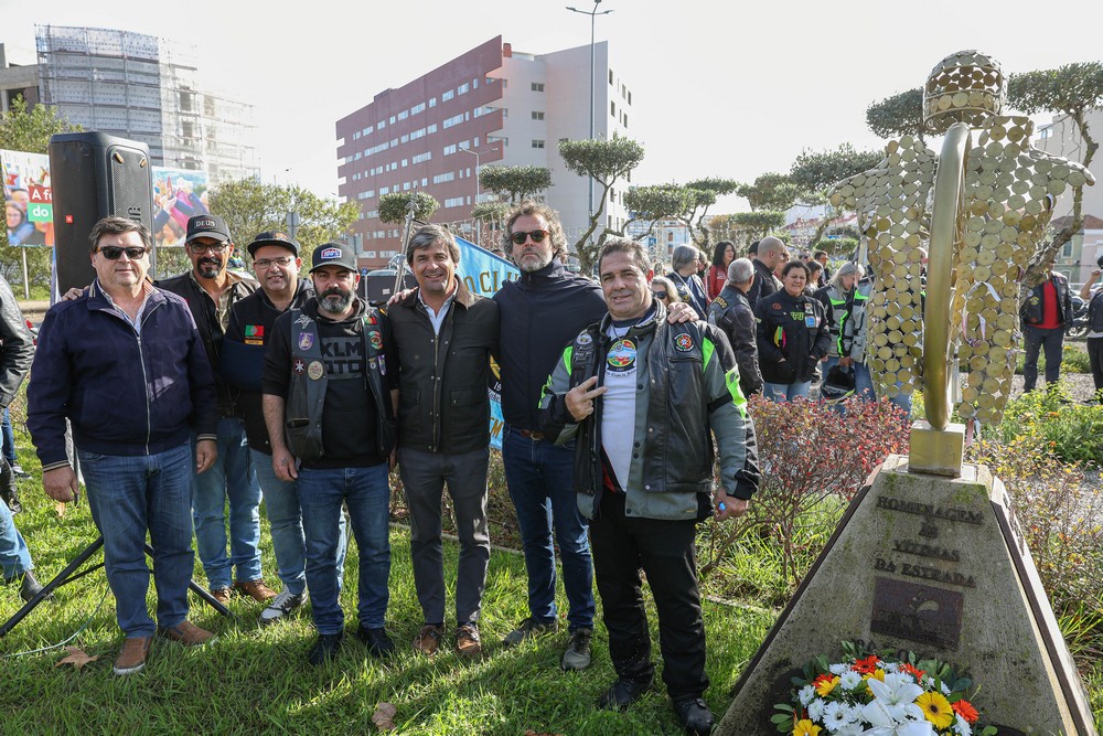 Homenagem às Vítimas da Estrada
