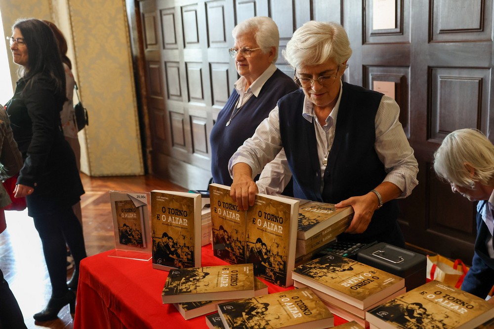 "O Torno e o Altar - Memórias de um padre-operário" - apresentação de livro