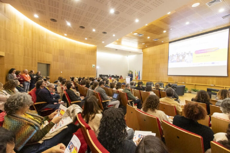 Seminário "Comunidades em Ação" junta mais de uma centena de participantes da AML