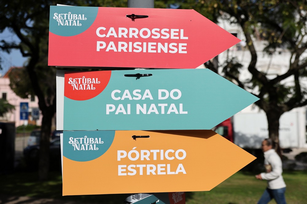 O Mercado de Natal na Avenida Luísa Todi conta com vários pontos de interesse para a pequenada