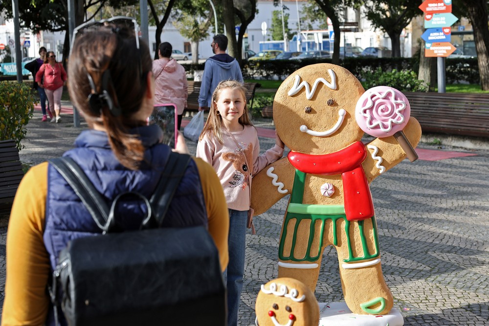 O Mercado de Natal na Avenida Luísa Todi conta com vários pontos de interesse para a pequenada