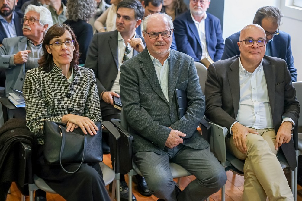 Oitava e última sessão do ciclo de conferências SIMARSUL “20 Anos a Tratar o Futuro” - Presidente da Câmara, André Martins, Catarina Oliveira, administradora da Águas de Portugal, e Francisco Narciso, presidente do conselho de administração da SIMARSUL