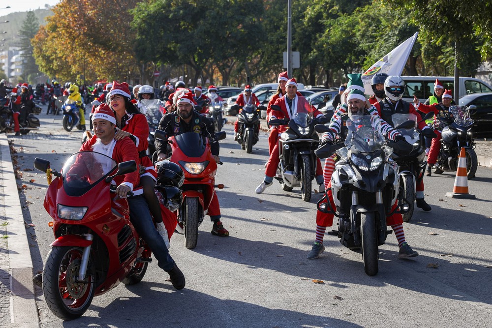 23.ª edição do Desfile de Pais Natal Motard