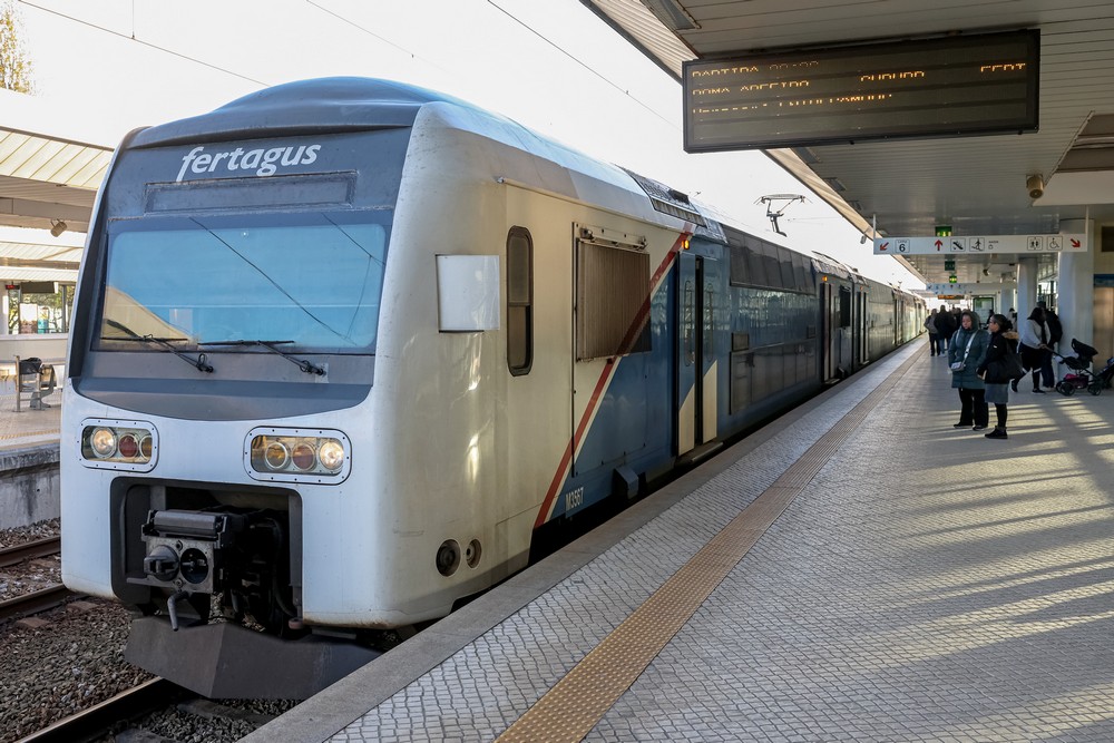 Fertagus tem novos horários, com ligações entre Setúbal e Lisboa a cada 20 minutos