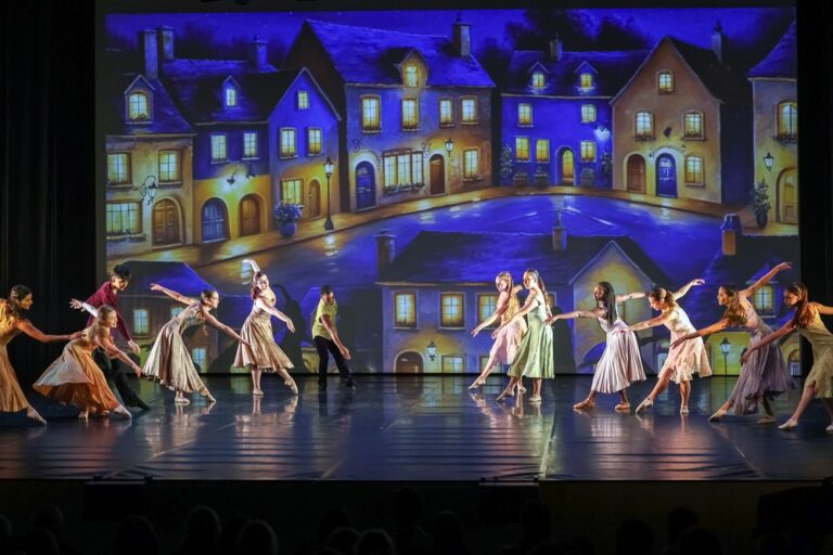 Espetáculo de Natal da Academia de Dança Contemporânea de Setúbal