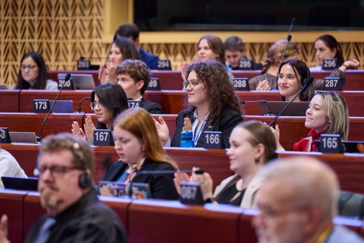 Iniciativa europeia "Rejuvenating Politics"