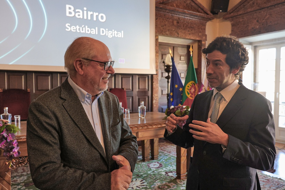 Bairro Setúbal Digital - Presidente da Câmara, André Martins, e secretário de Estado da Economia, João Rui Ferreira