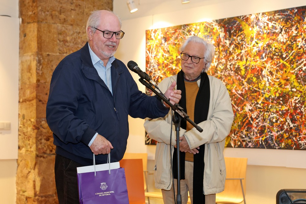 Comemoração do Natal na Biblioteca Pública Municipal - "Natal com Música, Letras, Textos, Poesia, Dança, Contos…" - Presidentes da Câmara, André Martins, e da UNISETI, Arlindo Mota