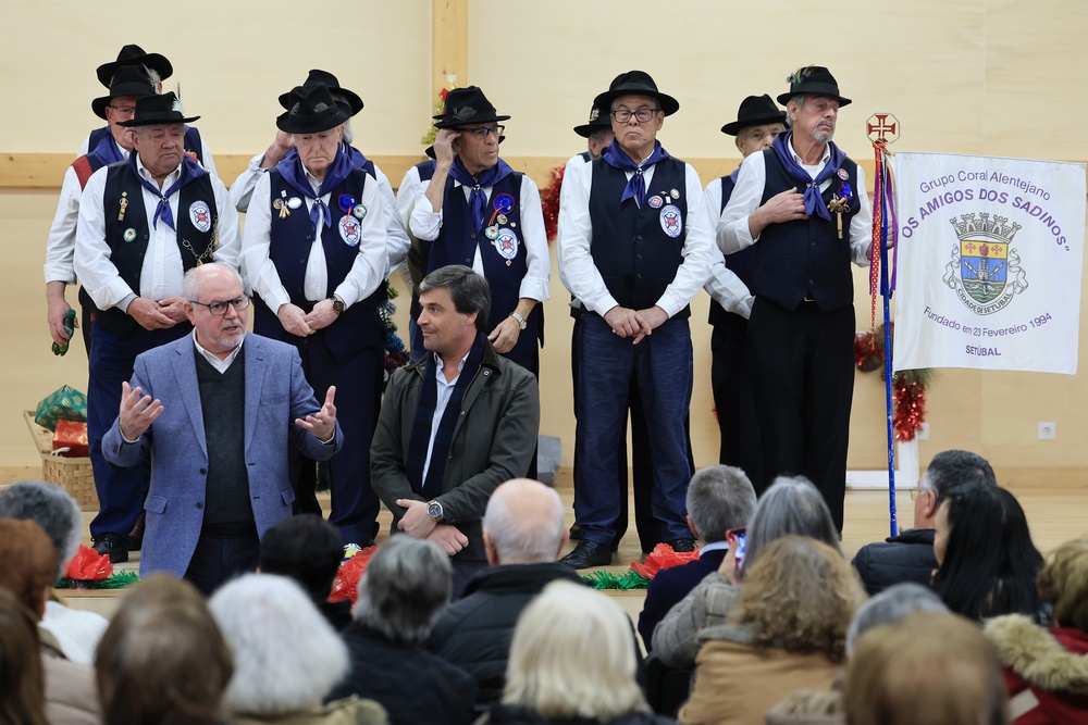 Janeiras em Cante Alentejano - Presidentes da Câmara e da Junta de Freguesia de São Sebastião, André Martins e Luís Matos