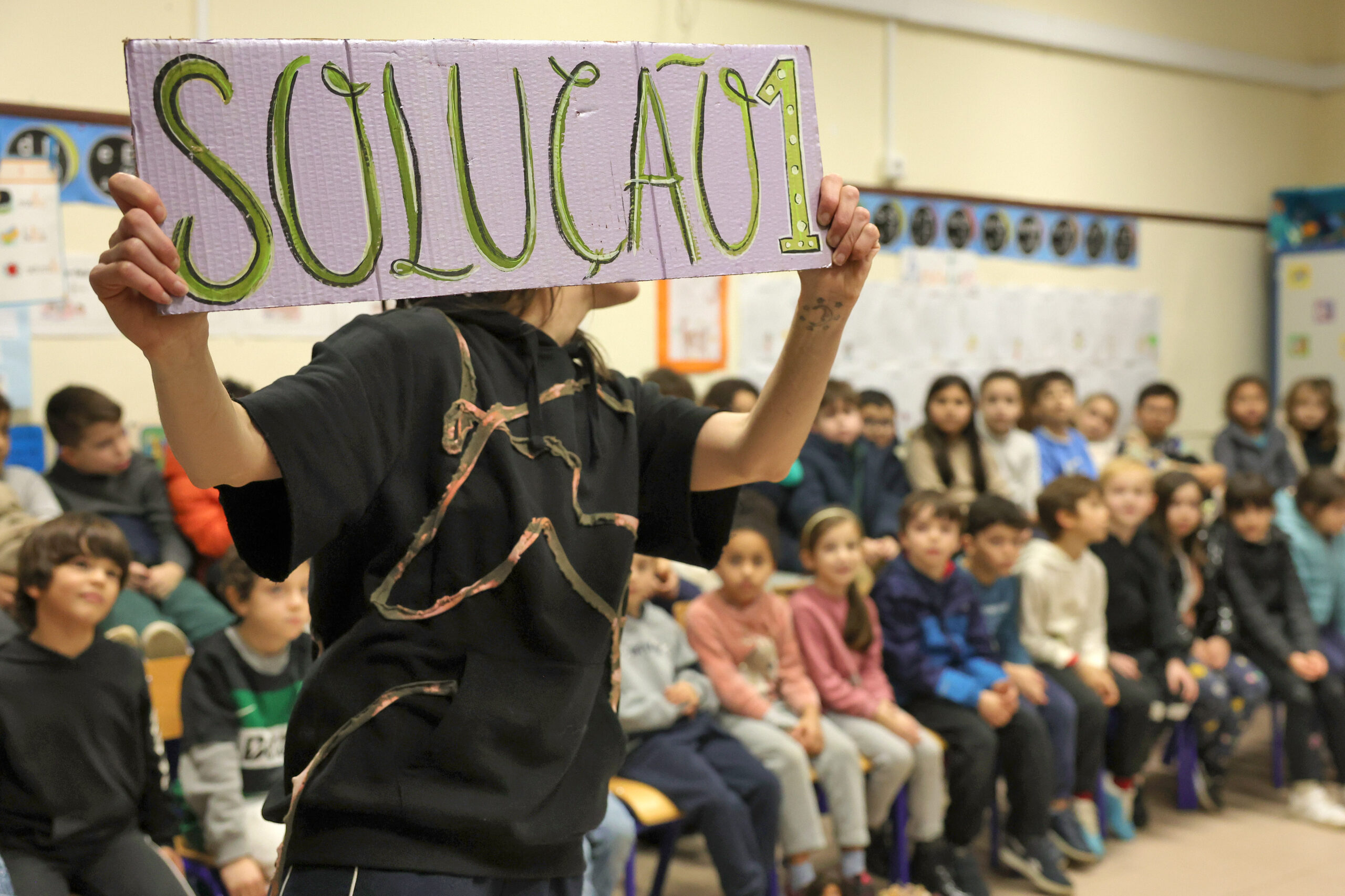 Ciclo de teatro 'Um Mundo CaPAZ' percorreu as escolas da União das Freguesias de Setúbal