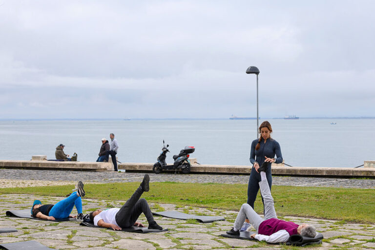 Ativo dos 0 aos 100 - Pilates - Jardim da Beira-Mar