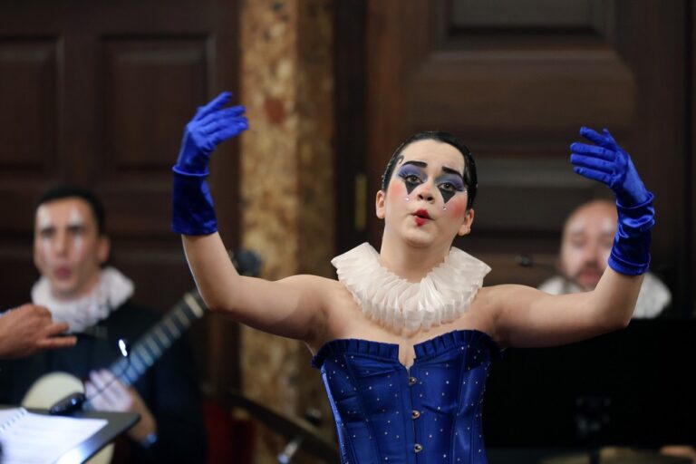 Festival Luísa Todi – Canto Lírico em Setúbal - Concerto cómico de encerramento, “Constança e a Orquestra de Assobios”, com a cantora Constança Melo acompanhada pela Orquestra de Assobios