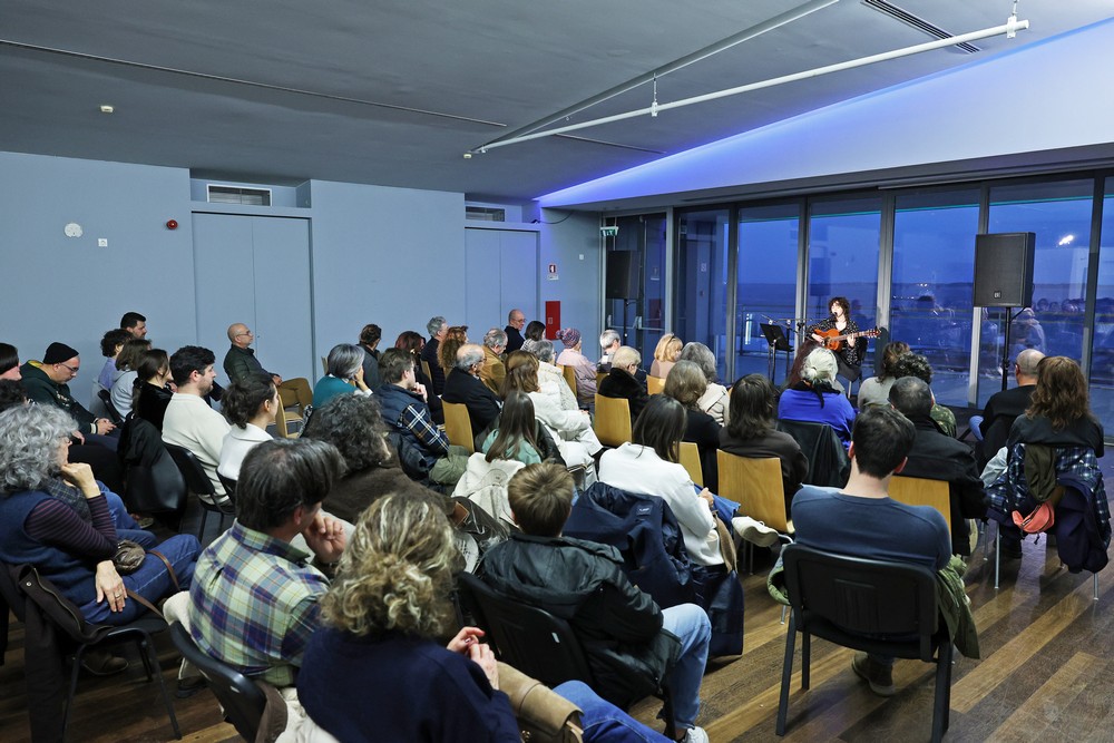 April Marmara abre festival Guitarras ao Alto