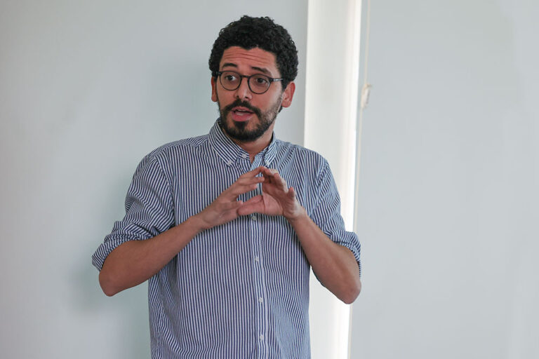 25 de Abril - Os Fuzilamentos de Setúbal de 13 de março de 1911 - conferência Diogo Ferreira