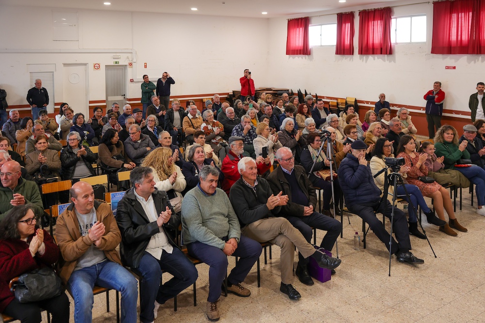 VII Gala de Acordeão e II Gala Internacional, no salão da Cooperativa de Habitação e Construção Económica Força de Todos, nas Pontes
