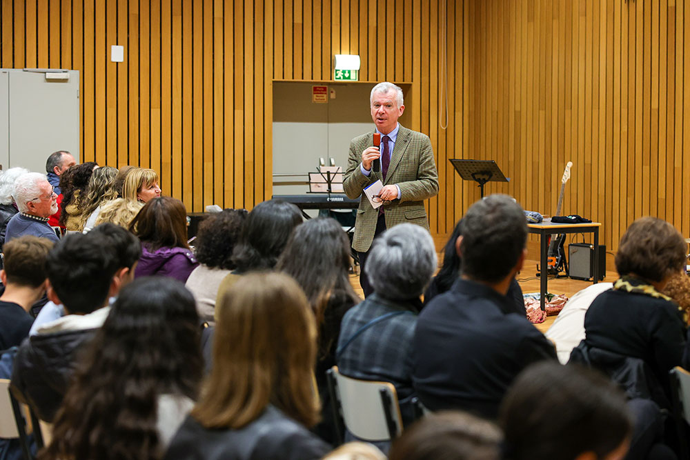 A Escola Secundária D. João II recebeu um conjunto de atividades do programa "Um Dia para Camões em Setúbal"